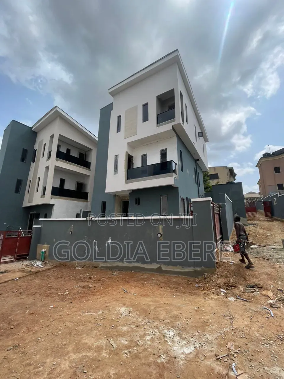 4bdrm Duplex in Unilag Estate, GRA Phase 1 for sale