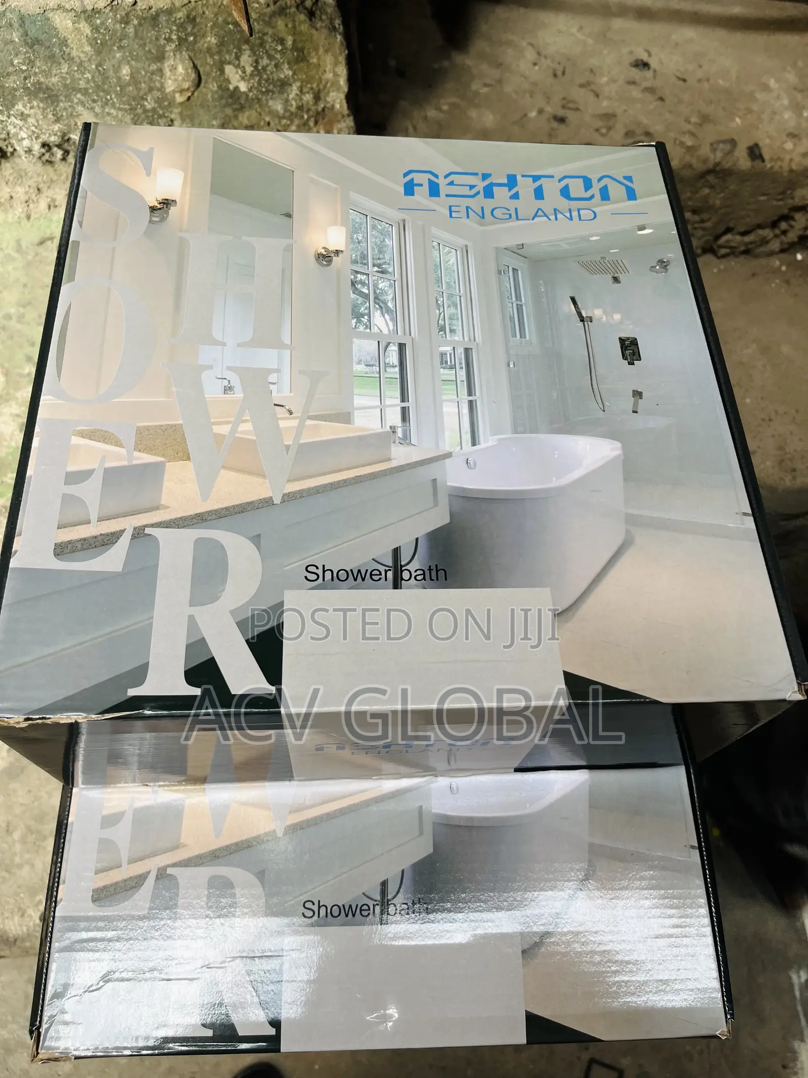 Ashton Conduit Shower