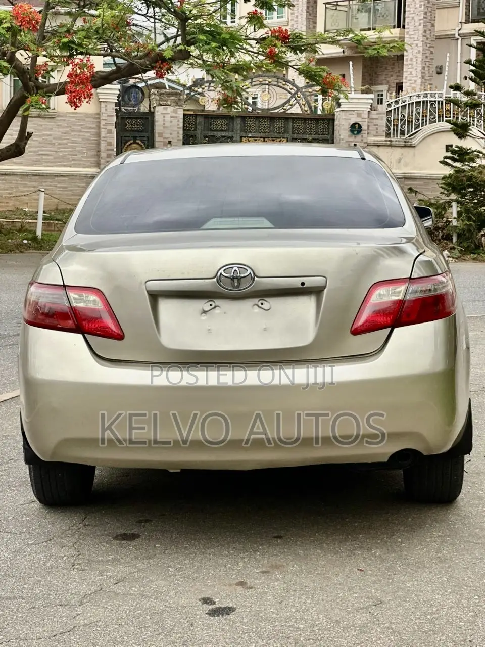Toyota Camry 2008 Gold