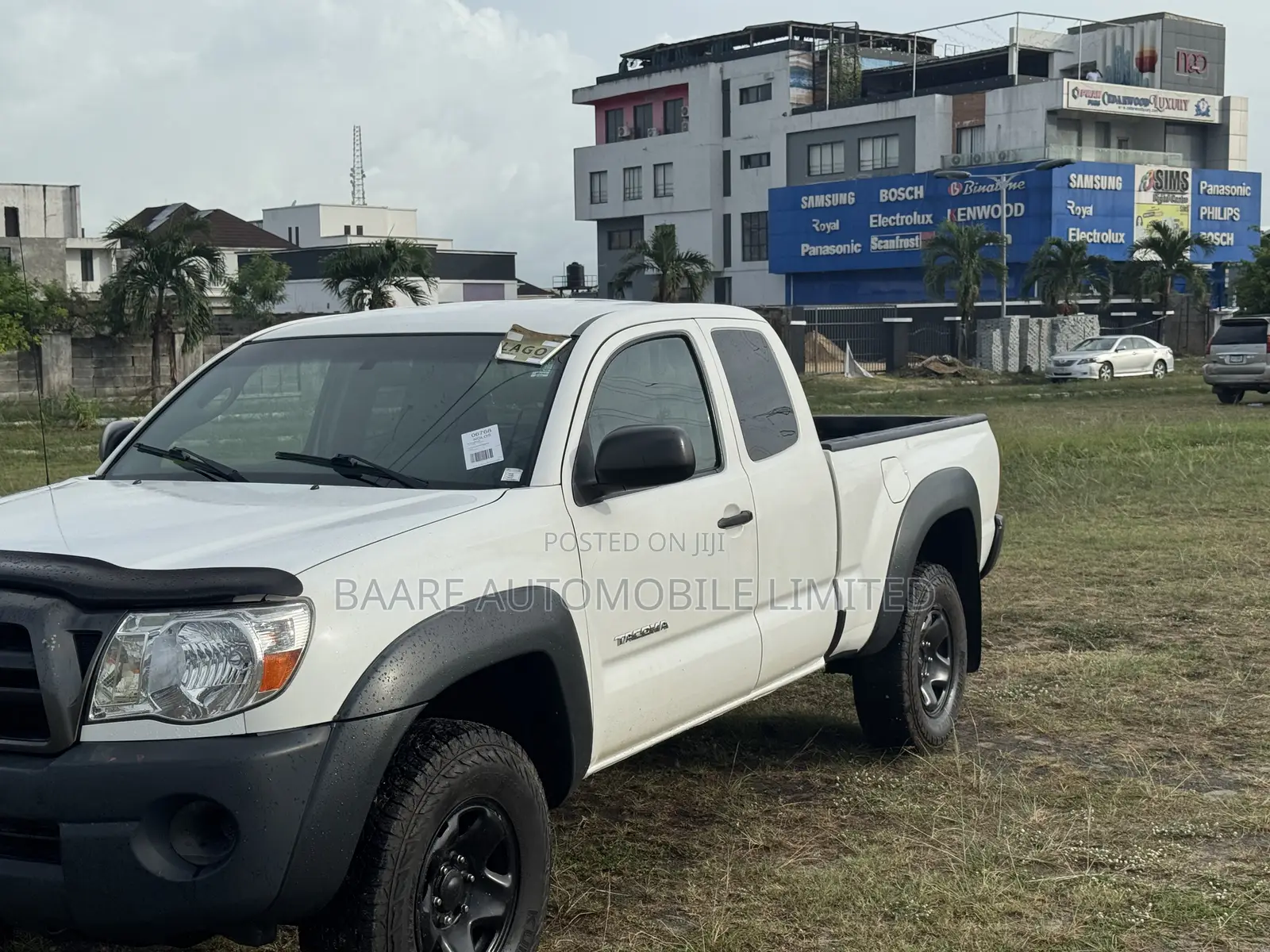 Toyota Tacoma 2008 White
