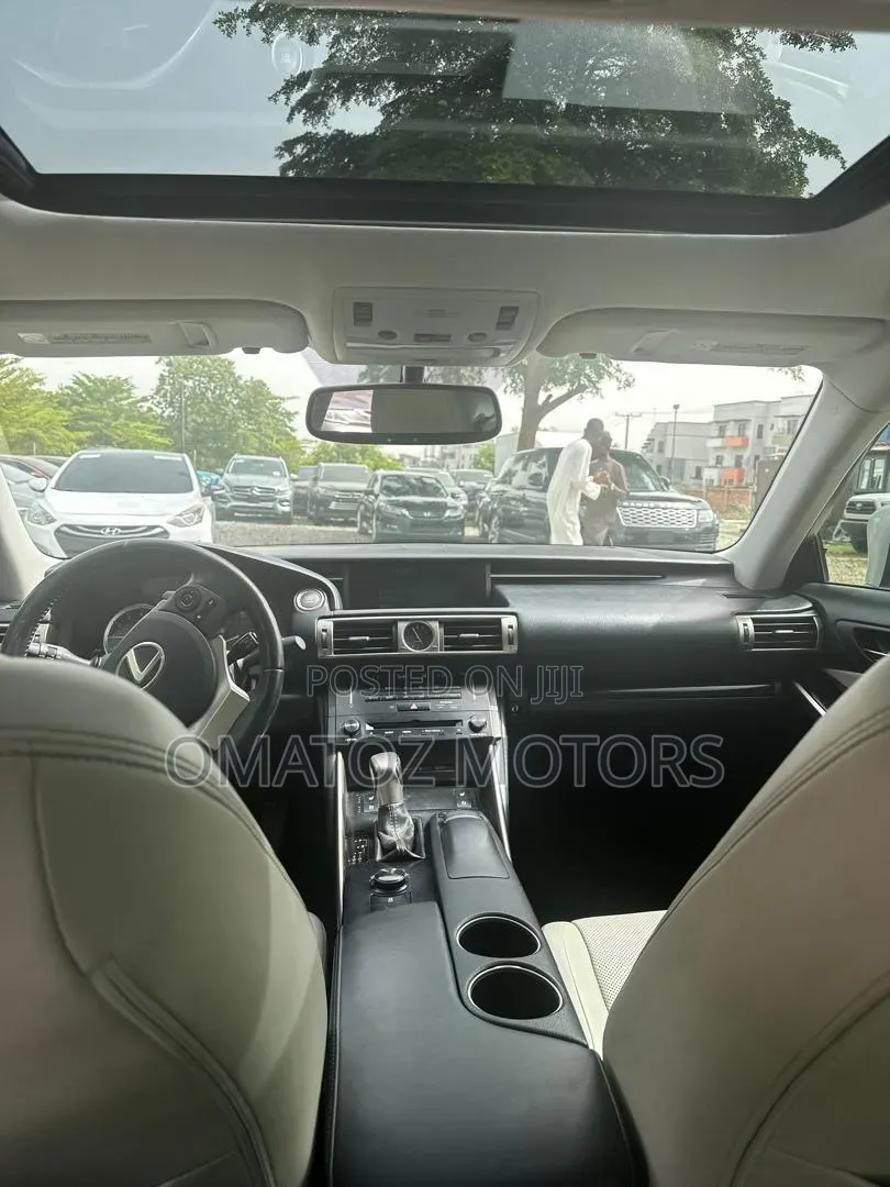Lexus IS 250 2015 Silver