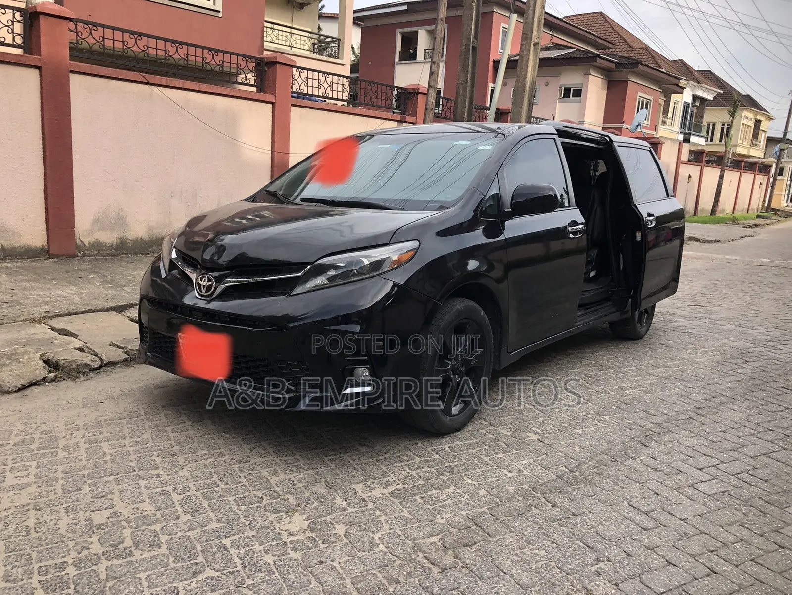 Toyota Sienna 2016 Black