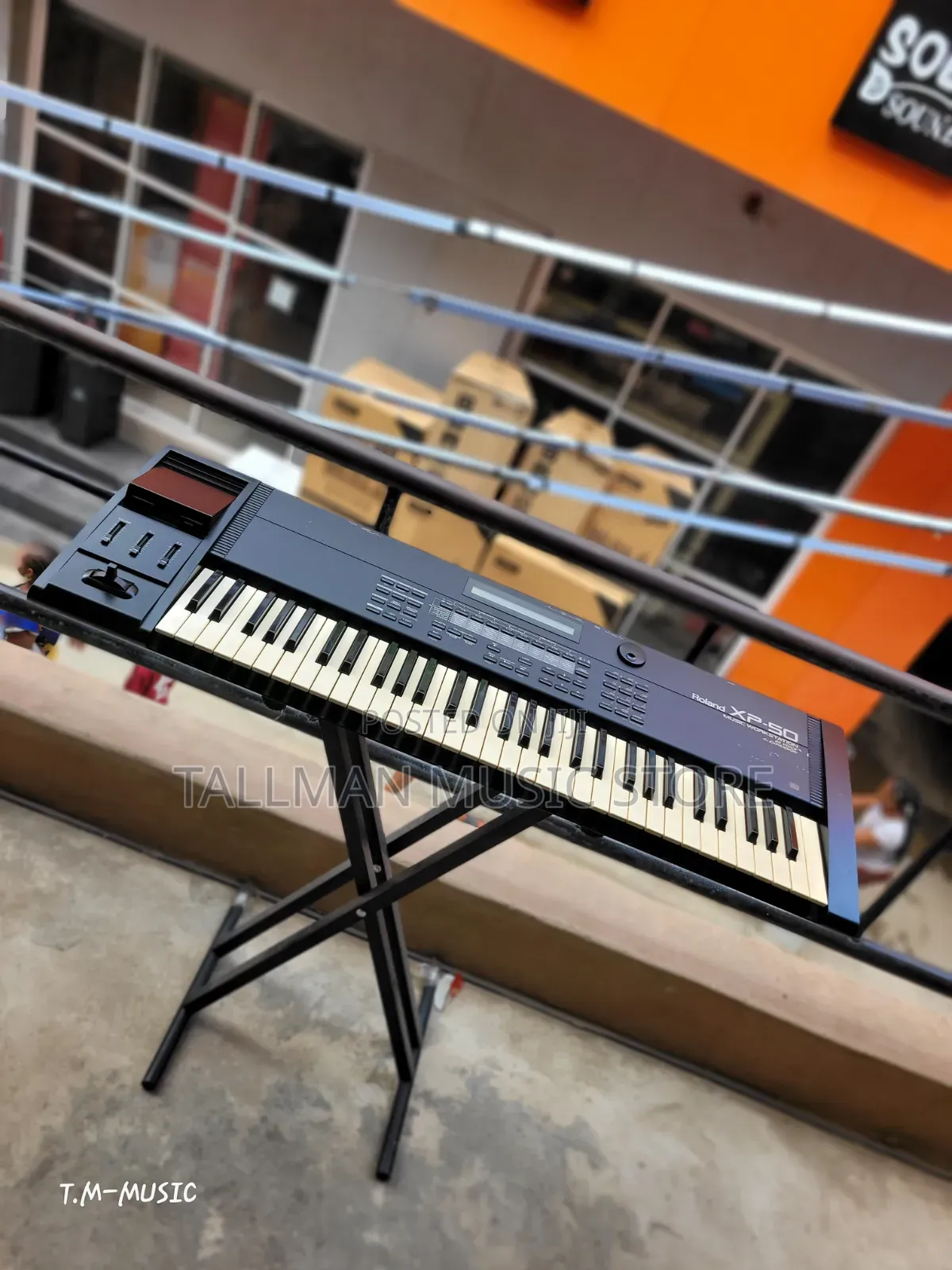 Roland Xp-50 Synthesizer