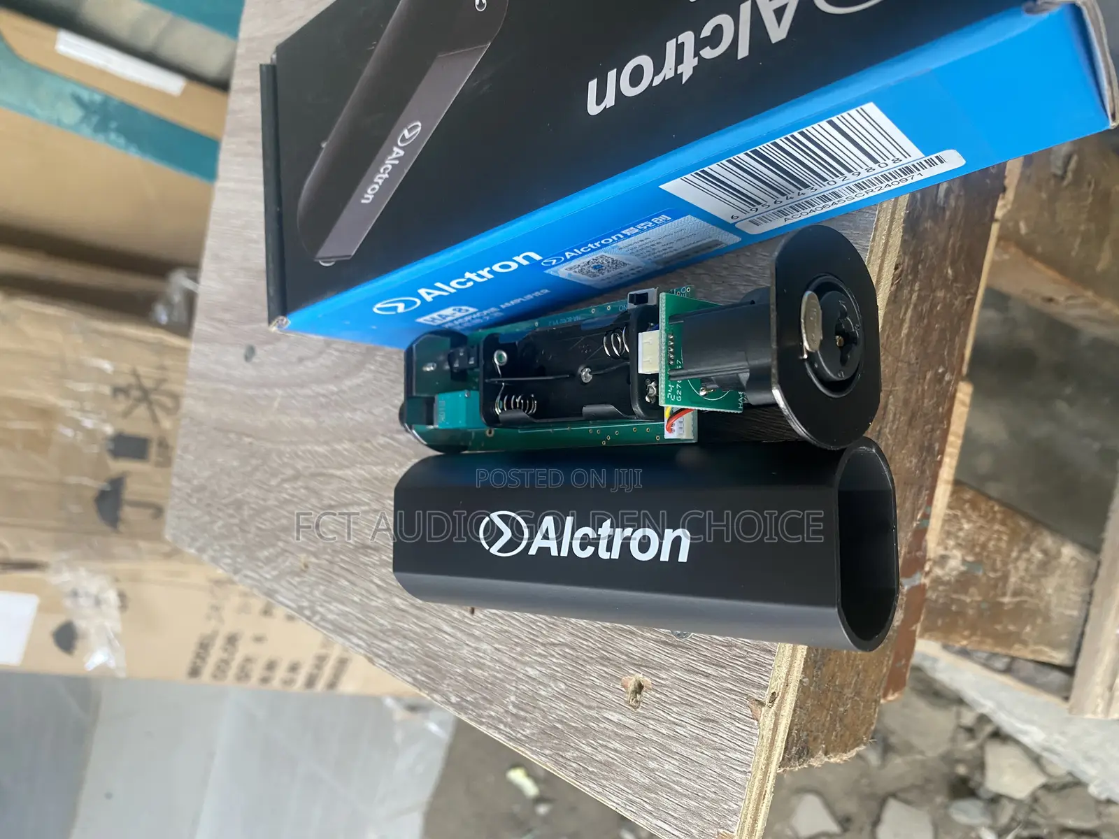 Alctron Headphone Amplifier