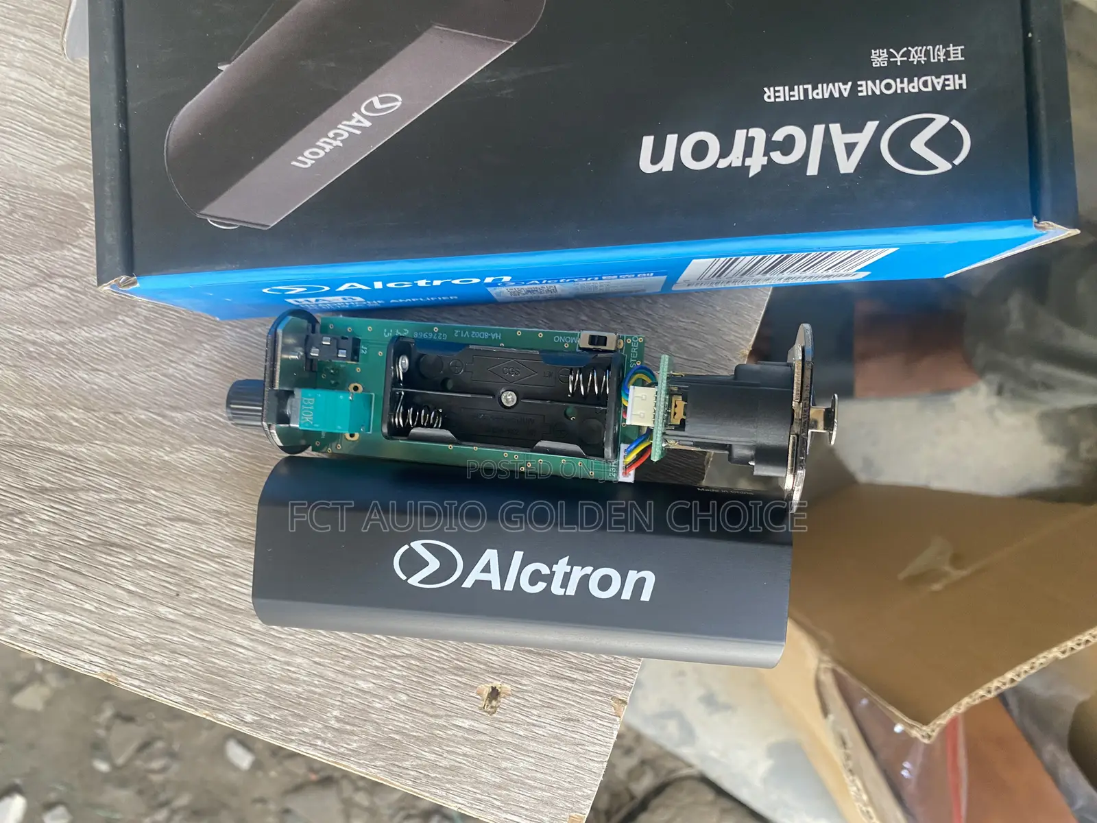 Alctron Headphone Amplifier