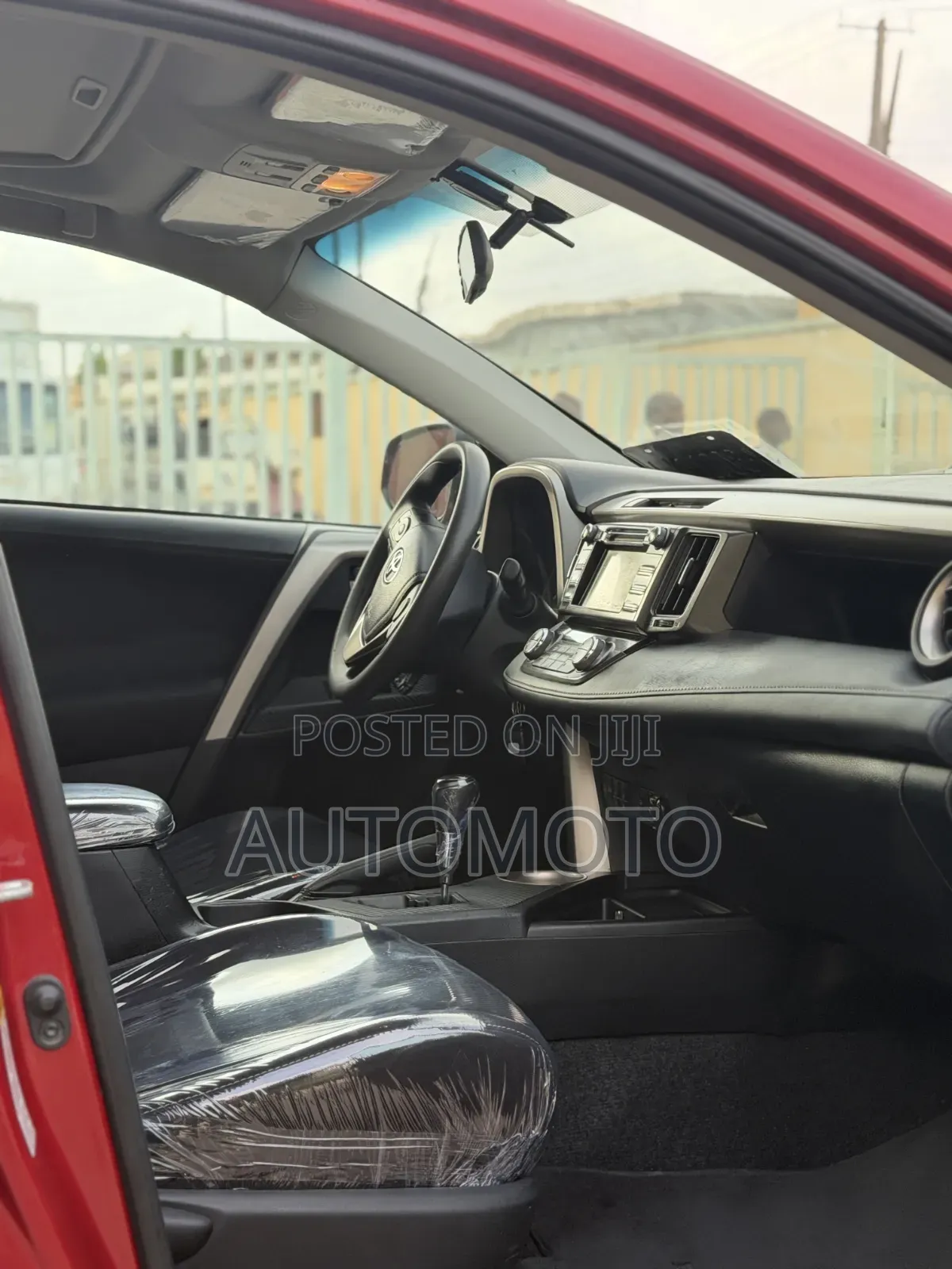Toyota RAV4 XLE 4dr SUV (2.5L 4cyl 6A) 2014 Red
