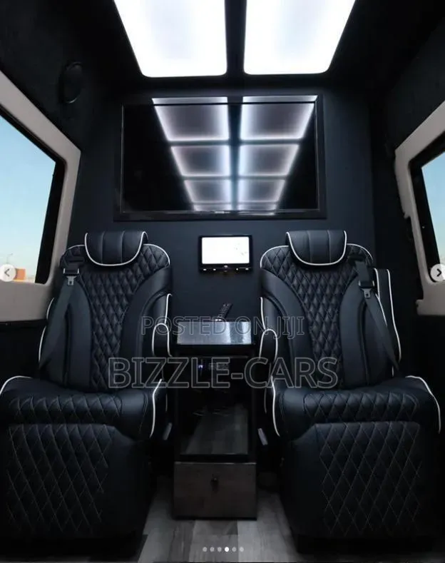 New Mercedes-Benz Sprinter 2024 Black