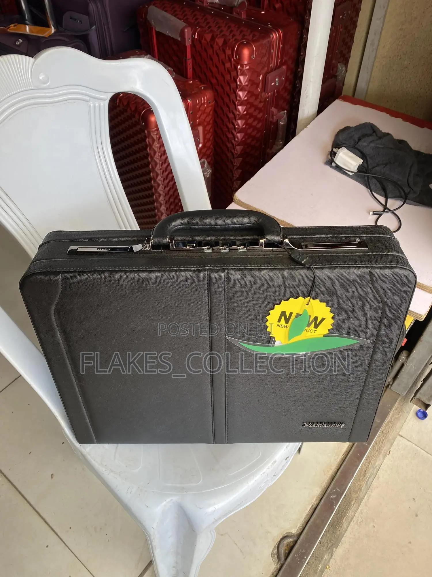 Leaves King Briefcase Big Size With Expansion