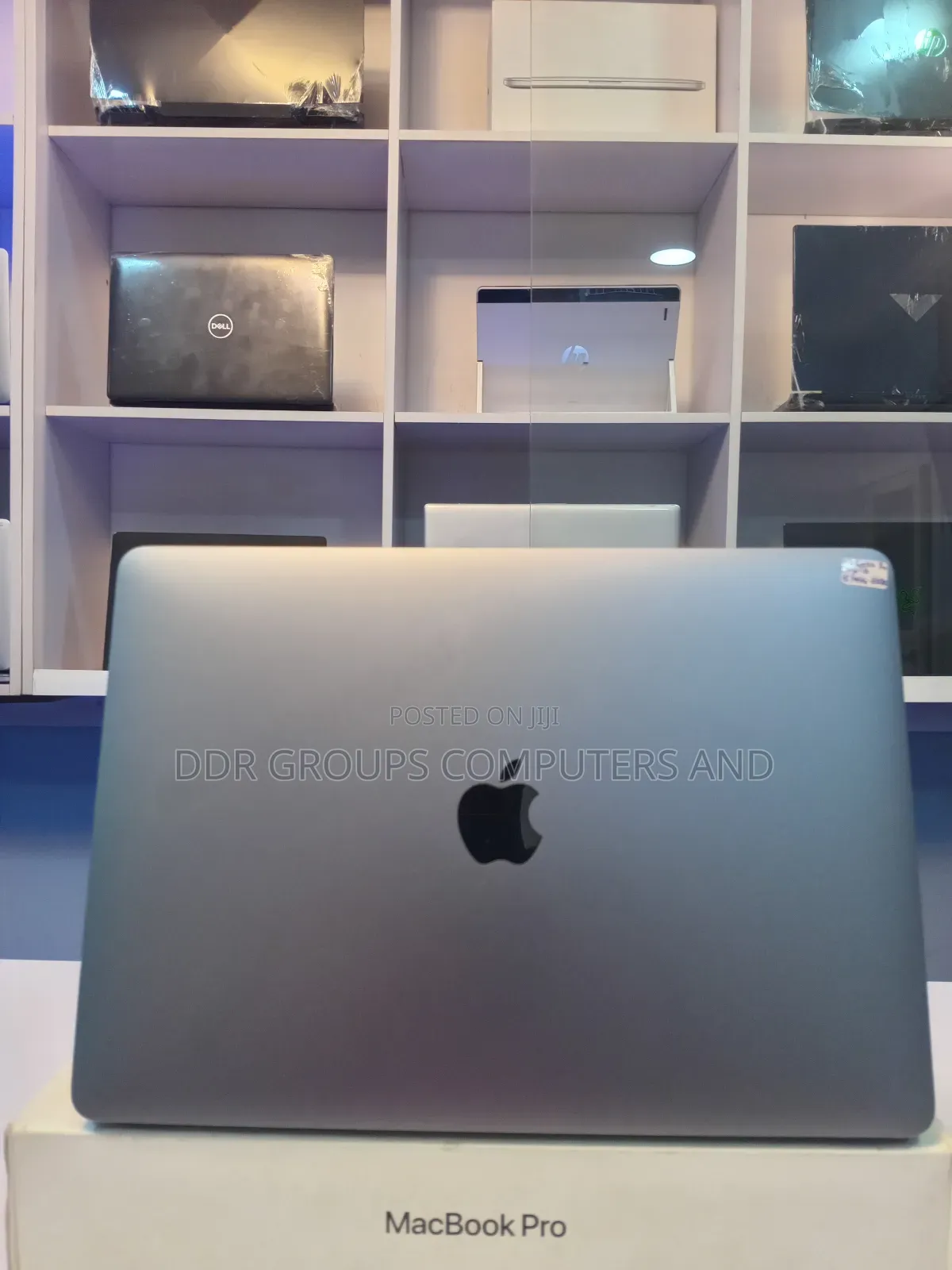 Laptop Apple MacBook Pro 2020 8GB Intel Core i5 SSD 256GB