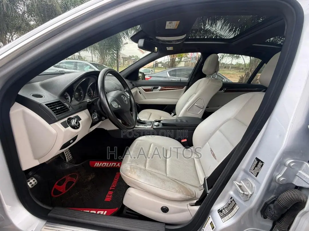 Mercedes-Benz C350 2010 Silver