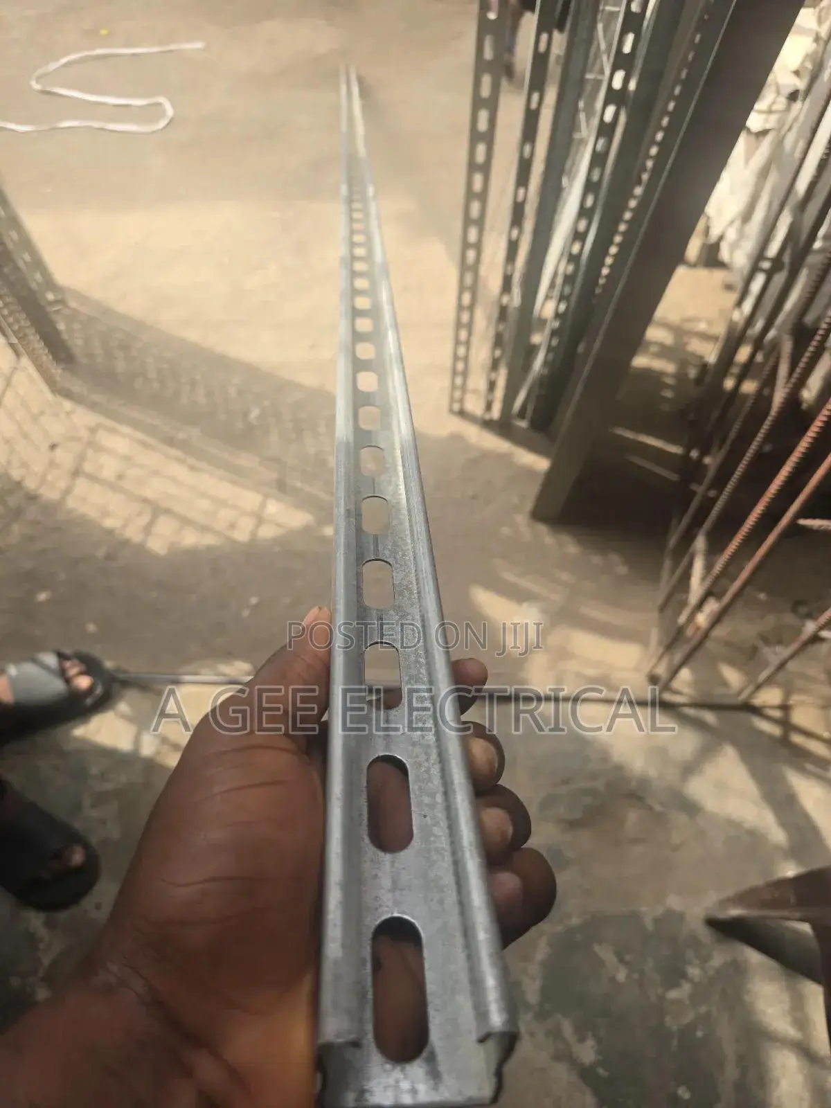 U Channel Cable Tray 40 X40