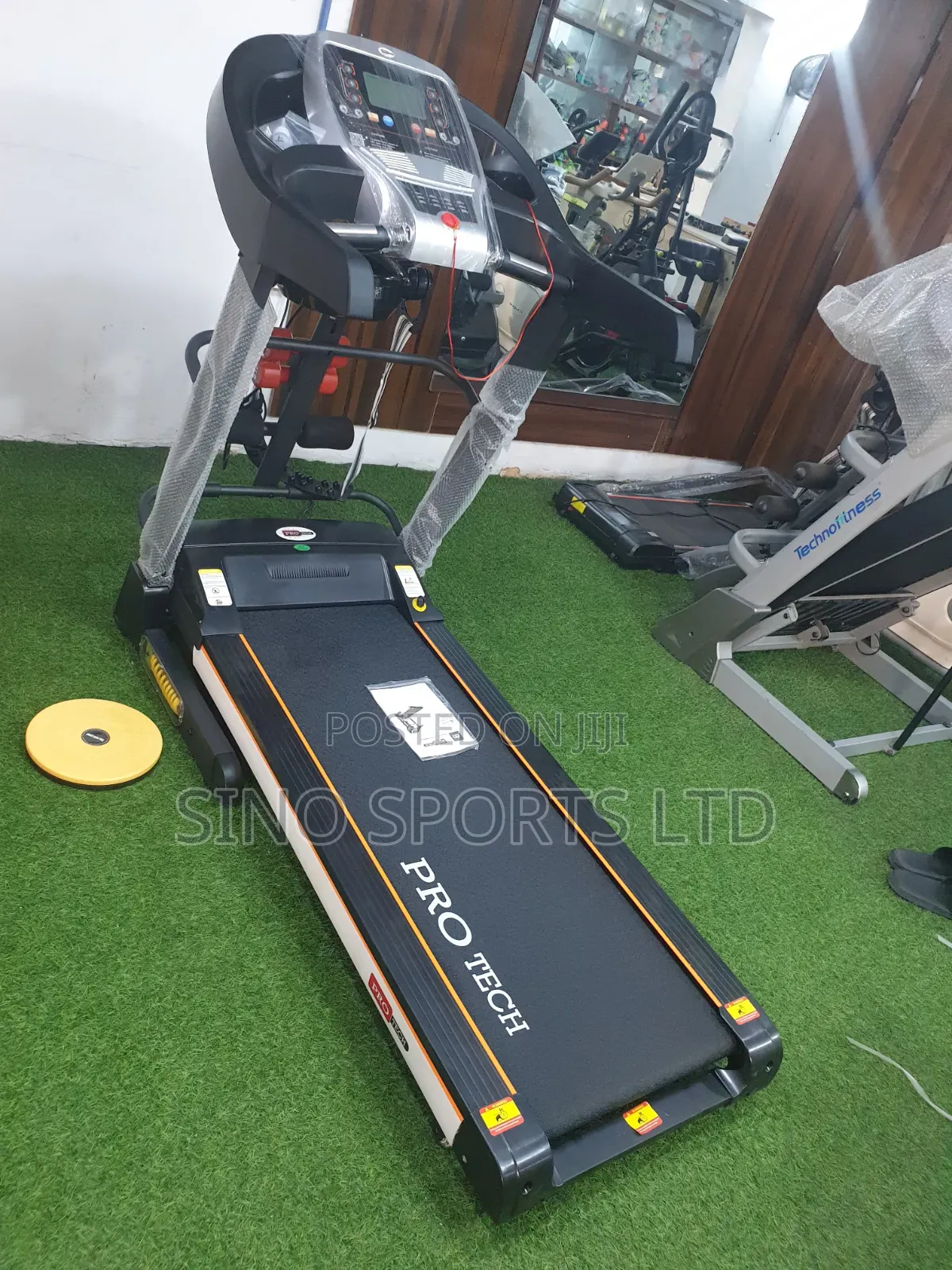Heavy Duty Motorized Treadmill