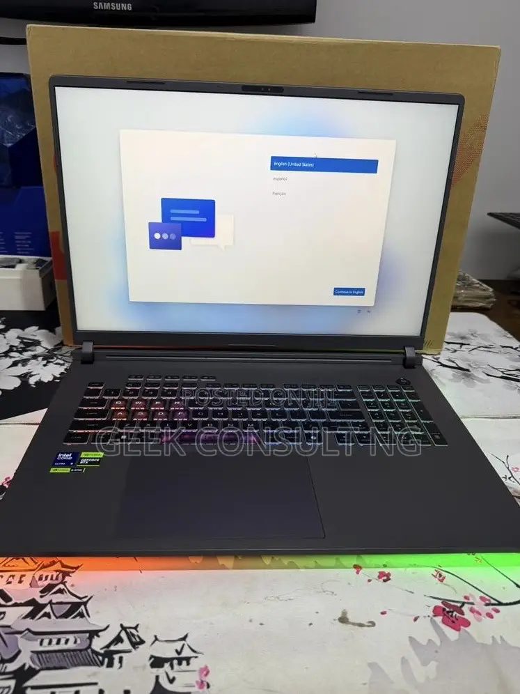 New Laptop Asus ROG Strix G17 32GB Intel Core Ultra 9 SSD 1T
