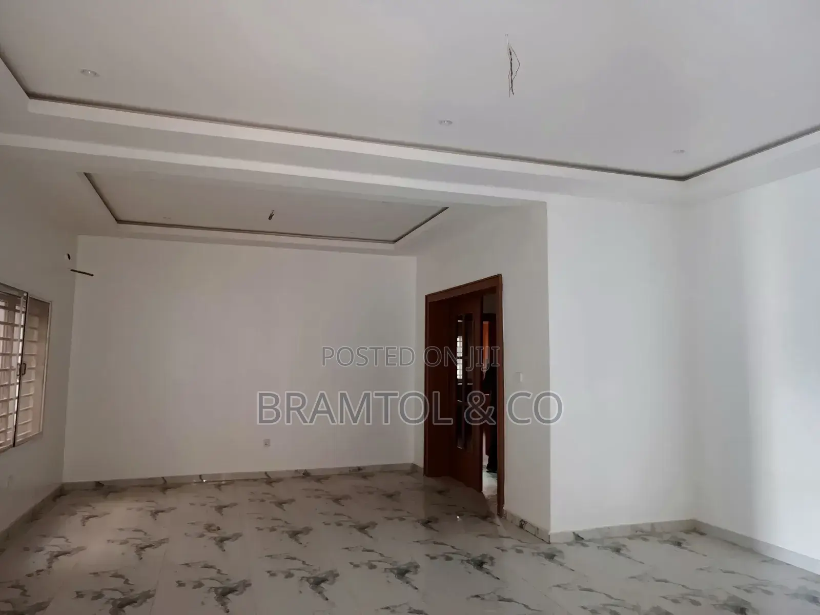 3bdrm Block of Flats in With Bq, Dakibiyu for sale