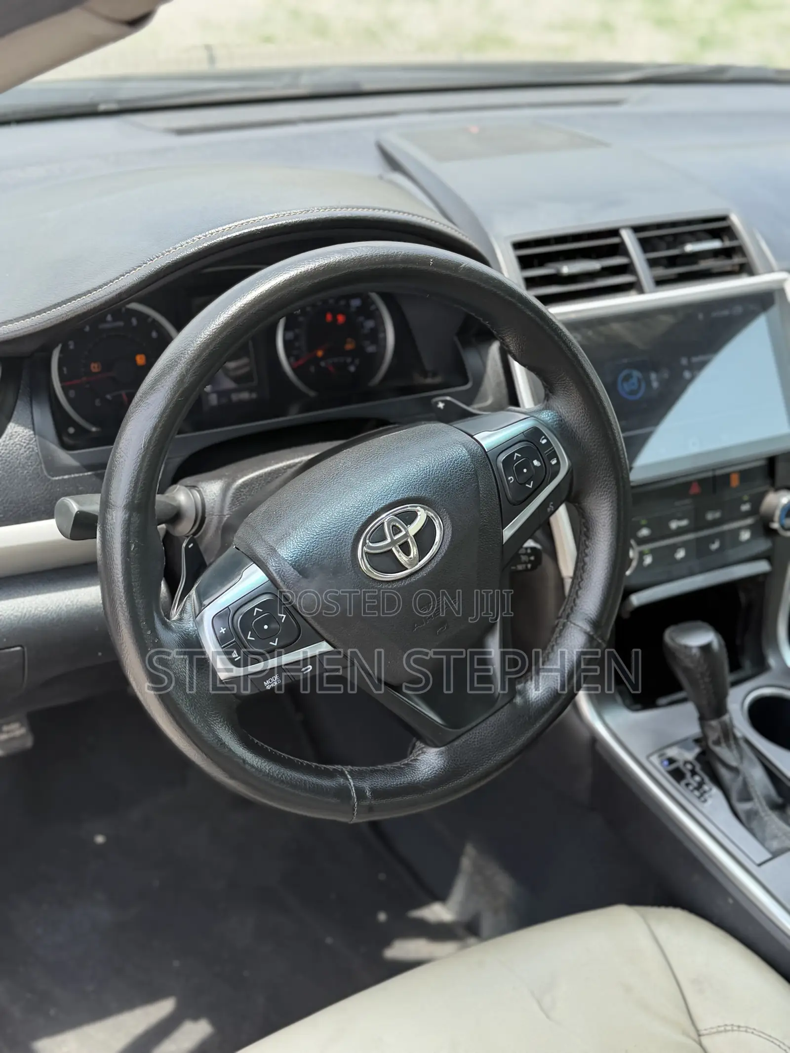 Toyota Camry 2016 Black