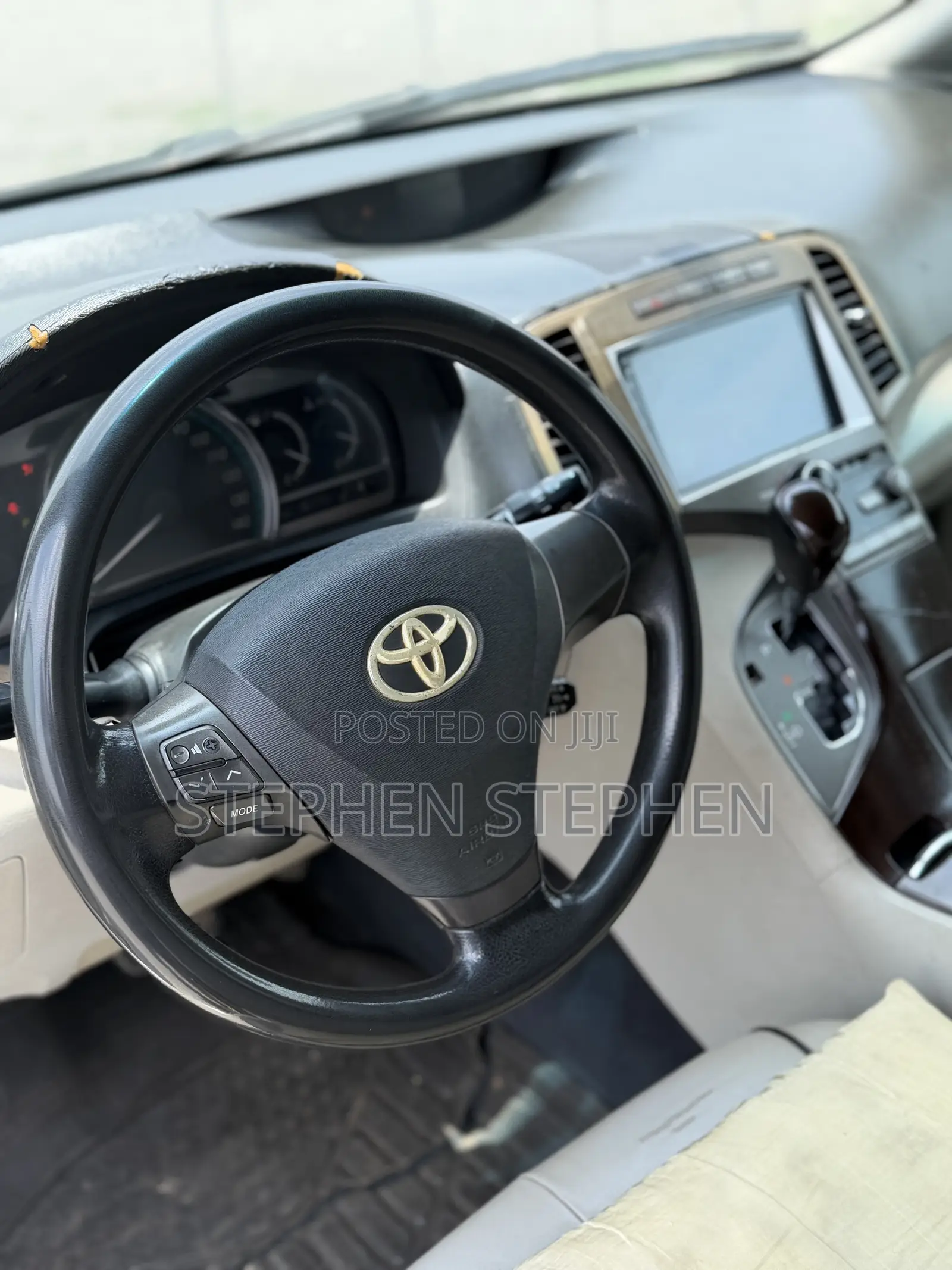Toyota Venza 2010 Silver