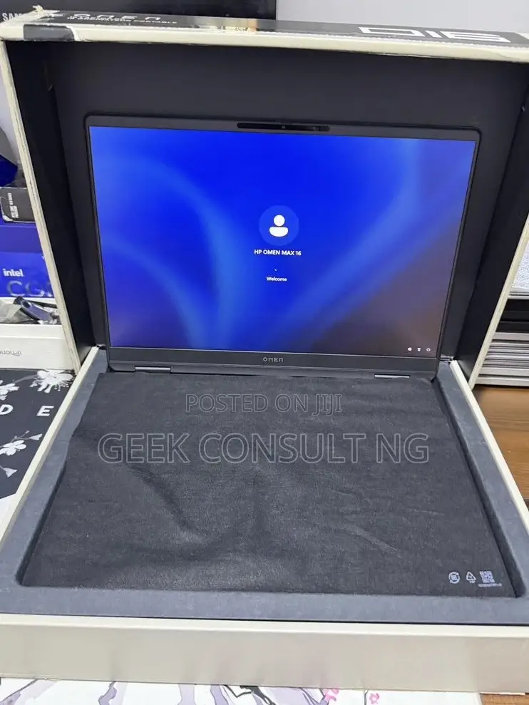 Laptop HP Omen Max 16 32GB AMD Ryzen 9 SSD 1T