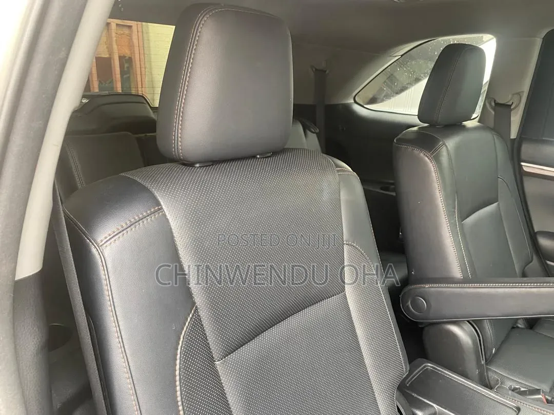 Toyota Highlander 2015 Gold