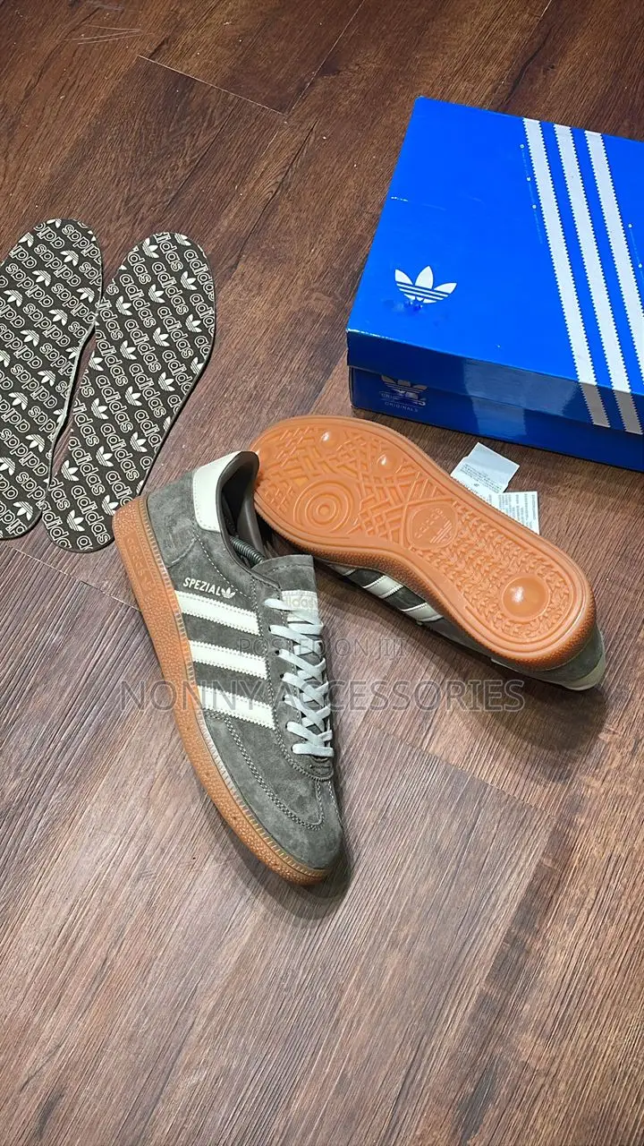 Adidas Sneakers – Smart Casual Footwear Size 38–46