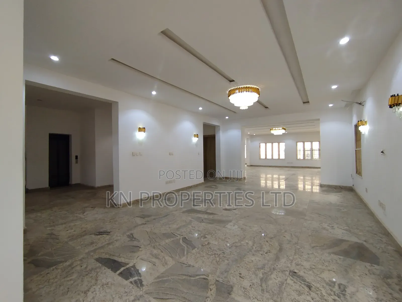 7bdrm Duplex in Asokoro for sale