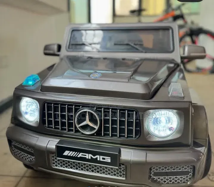 Mercedes-Benz G63 Amg Ride-on Car