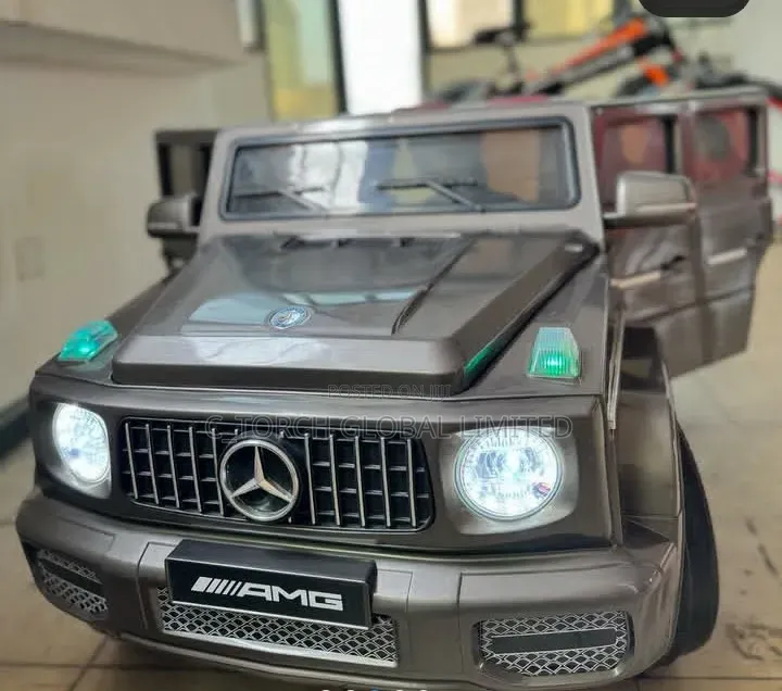 Mercedes-Benz G63 Amg Ride-on Car