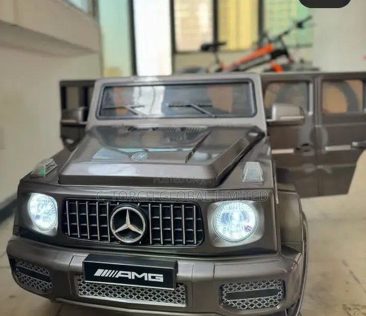 Mercedes-Benz G63 Amg Ride-on Car