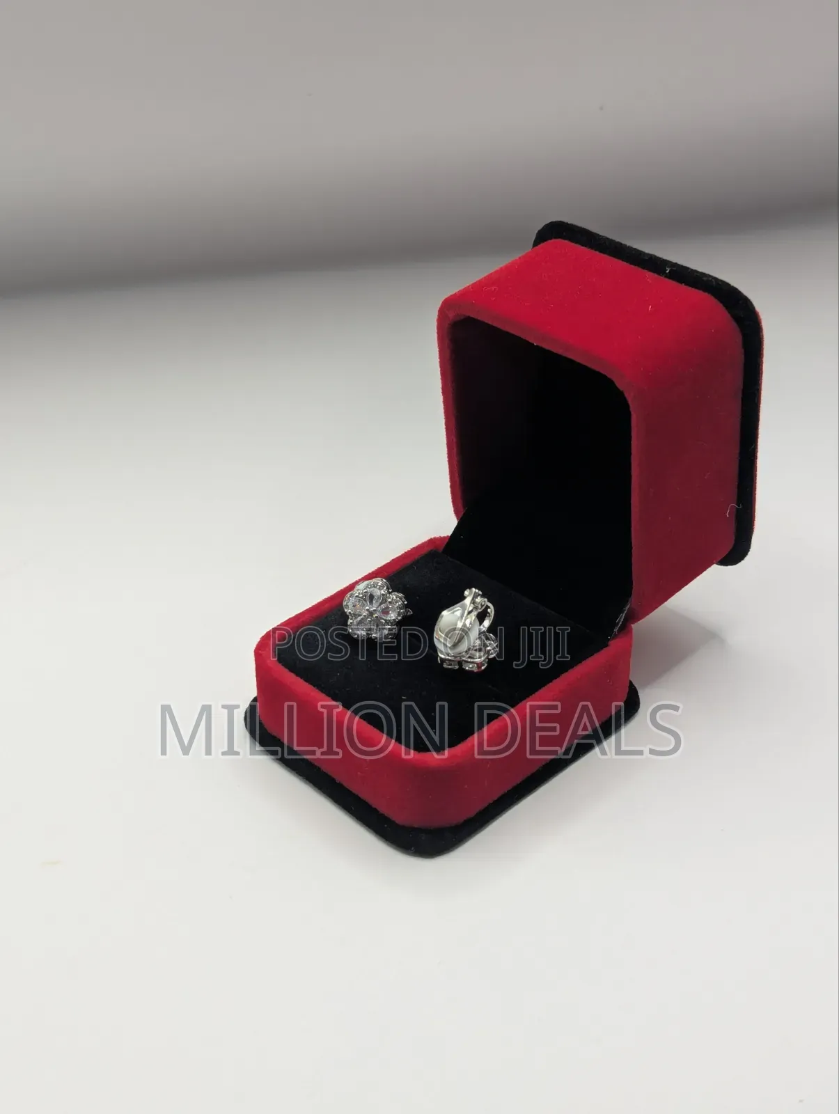 Iced Silver Men's Magnetic Ski Earring