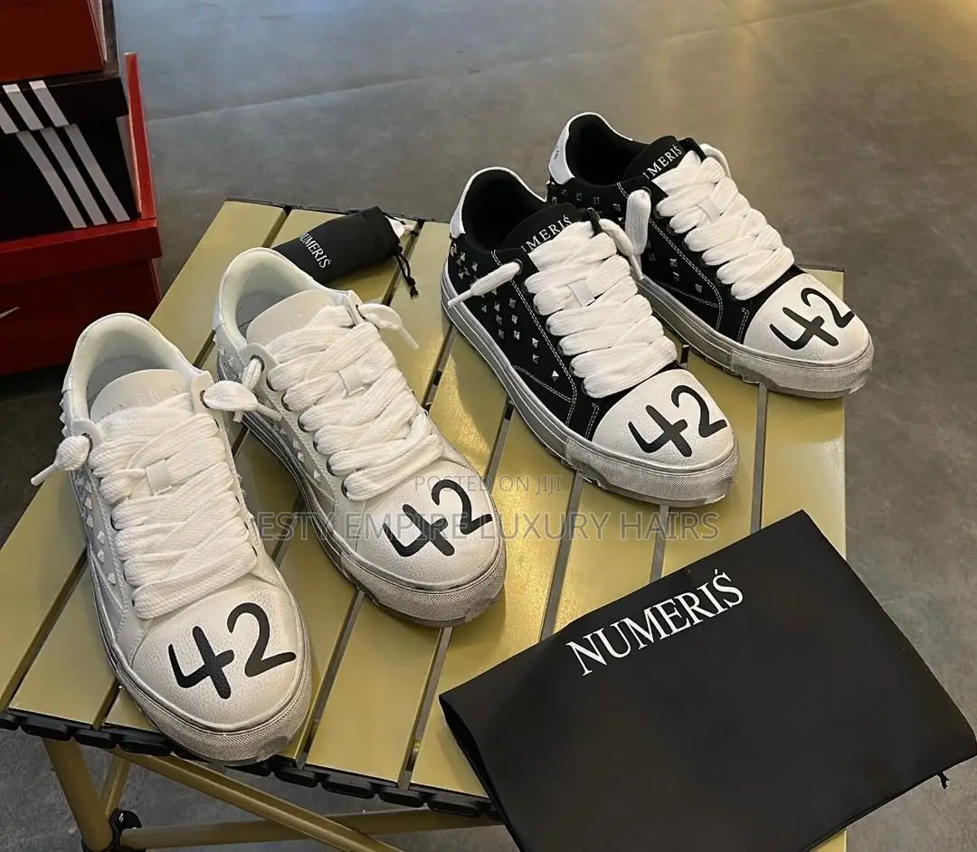 2025 Numeriś Signet Onyx Sneakers