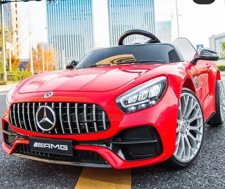 Mercedes-Benz Amg GTR Kids' Ride-on Car,