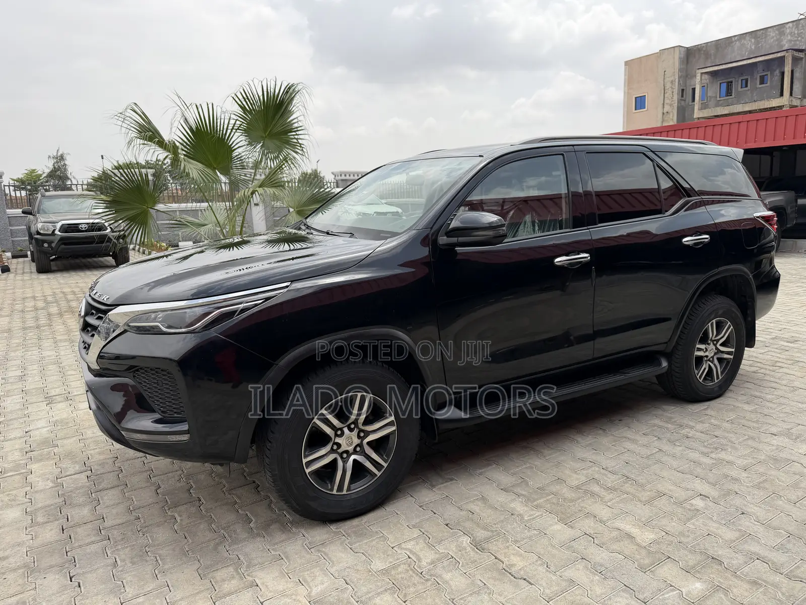 Toyota Fortuner 2023 Black