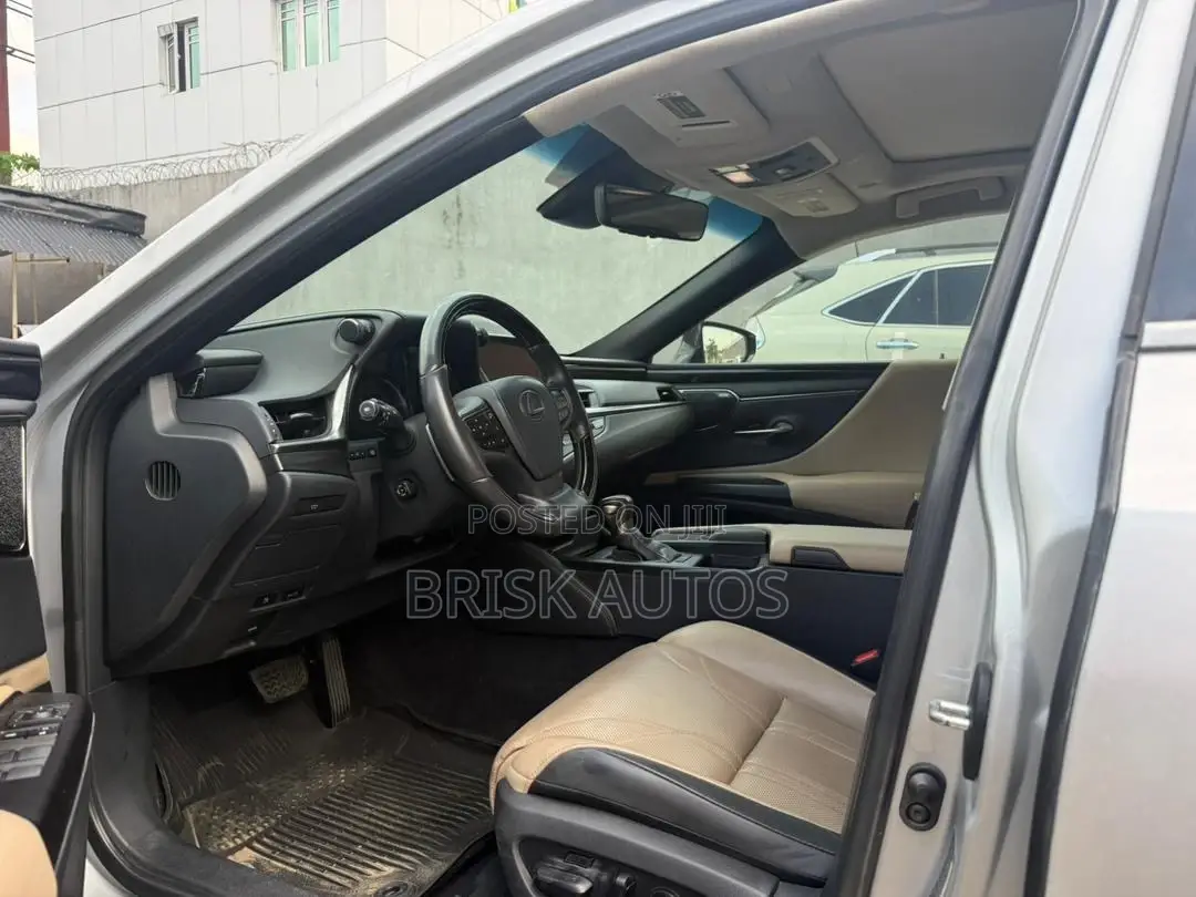 Lexus ES 350 FWD 2019 Gray