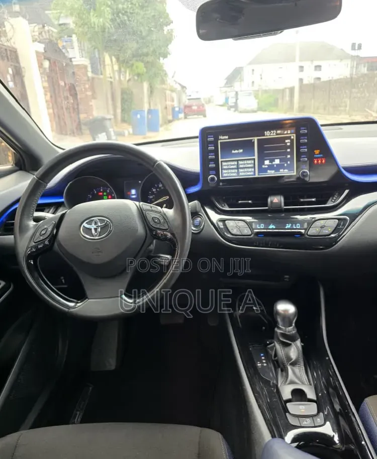 Toyota C-HR 2020 Black