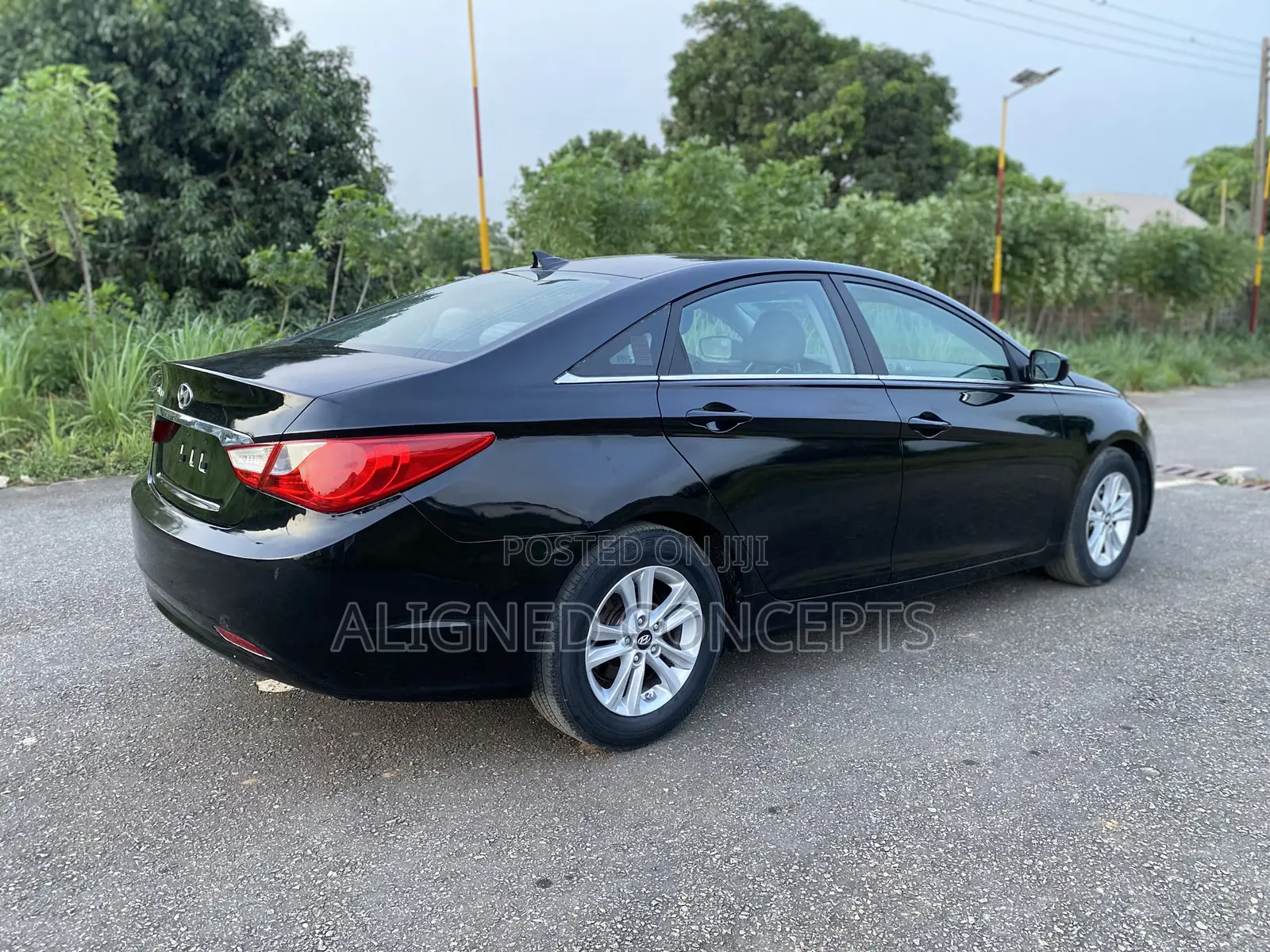 Hyundai Sonata GLS Sedan FWD (2.4L 4cyl 6A) 2012 Black