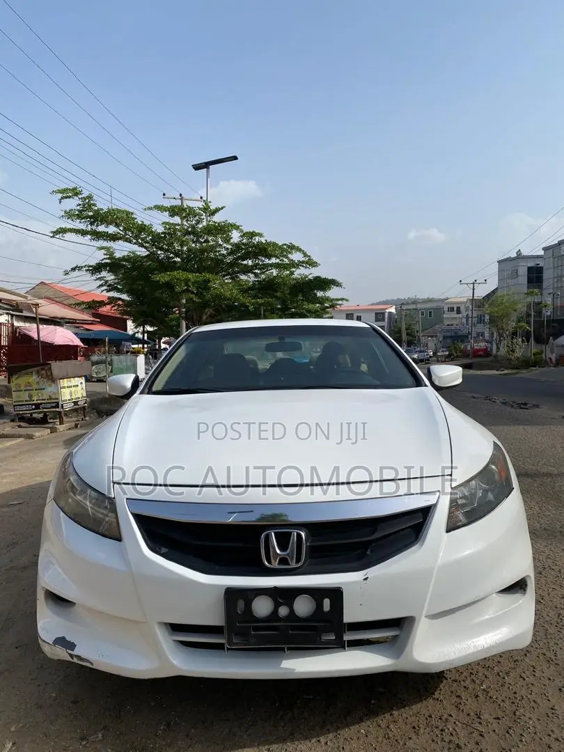Honda Accord 2012 White
