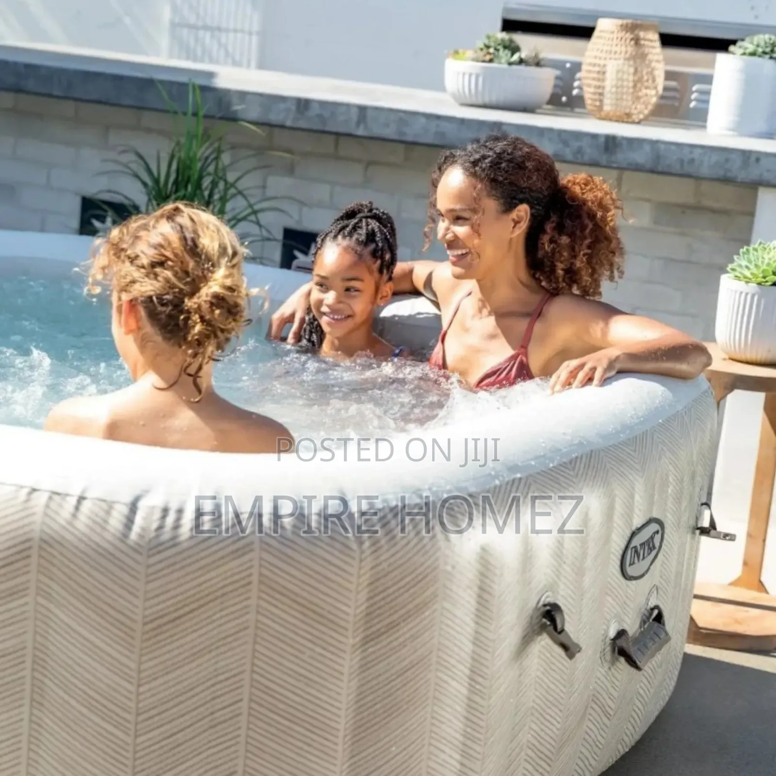 Intex Purespa Chevron Bubble Deluxe Inflatable Jacuzzi