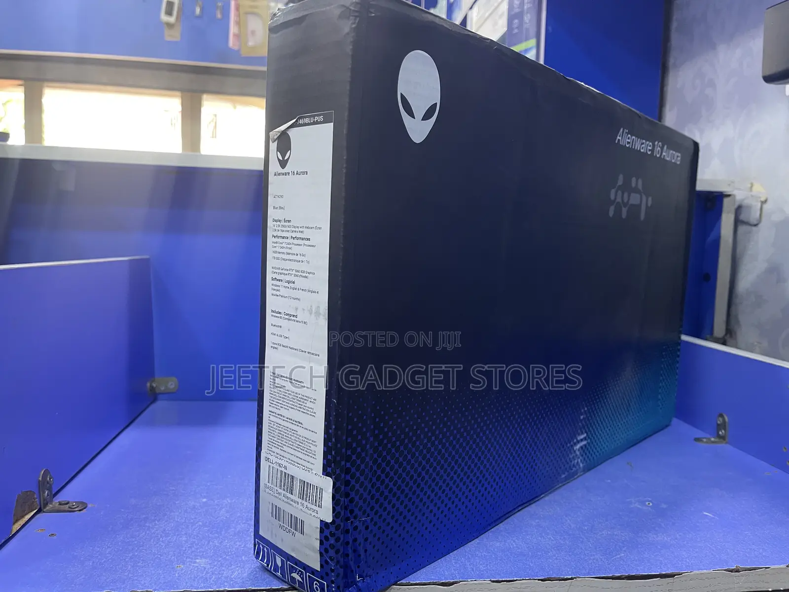 New Laptop Alienware 16 Aurora 16GB Intel Core i7 SSD 1T