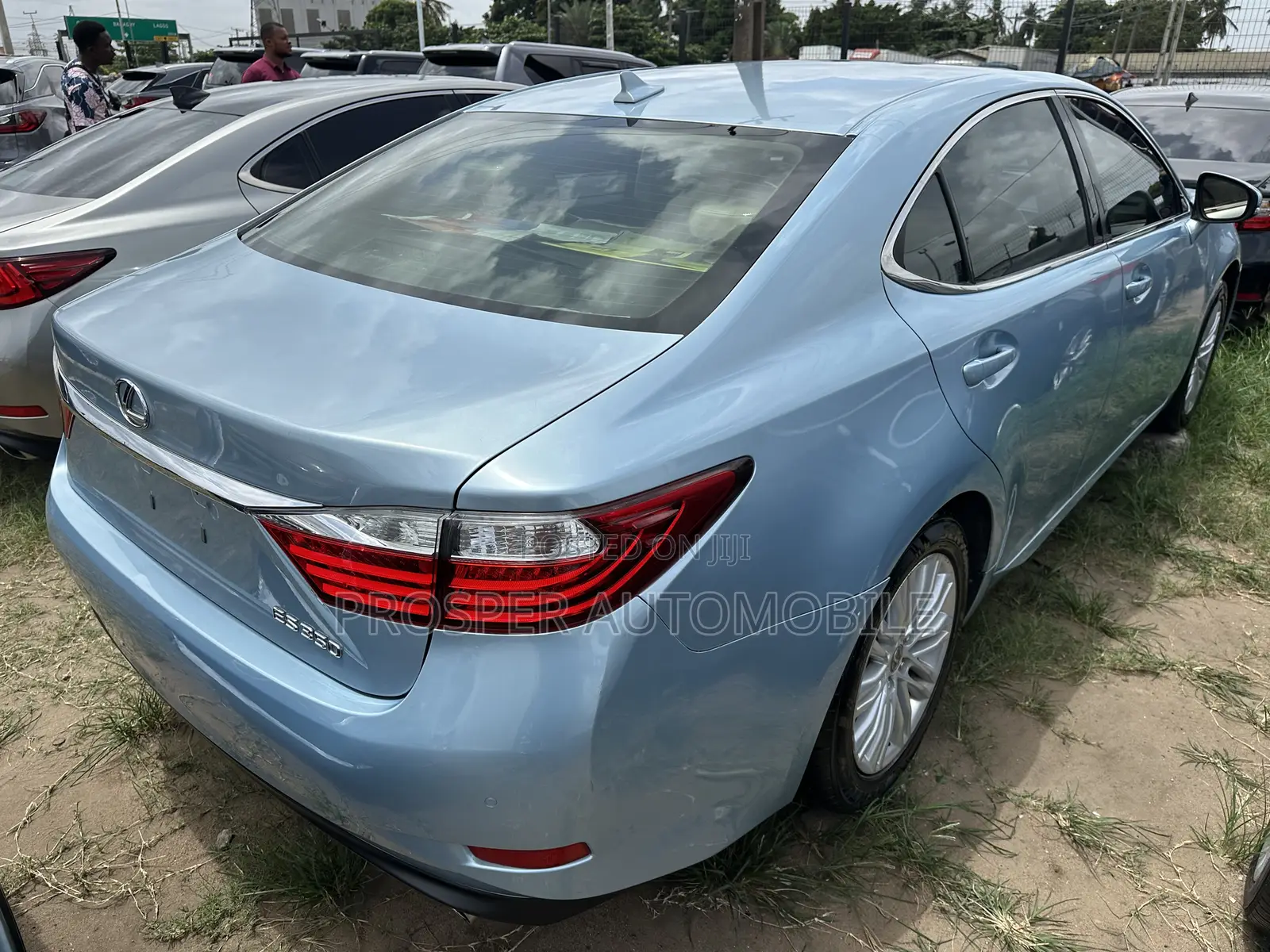 Lexus ES 350 FWD 2013 Blue