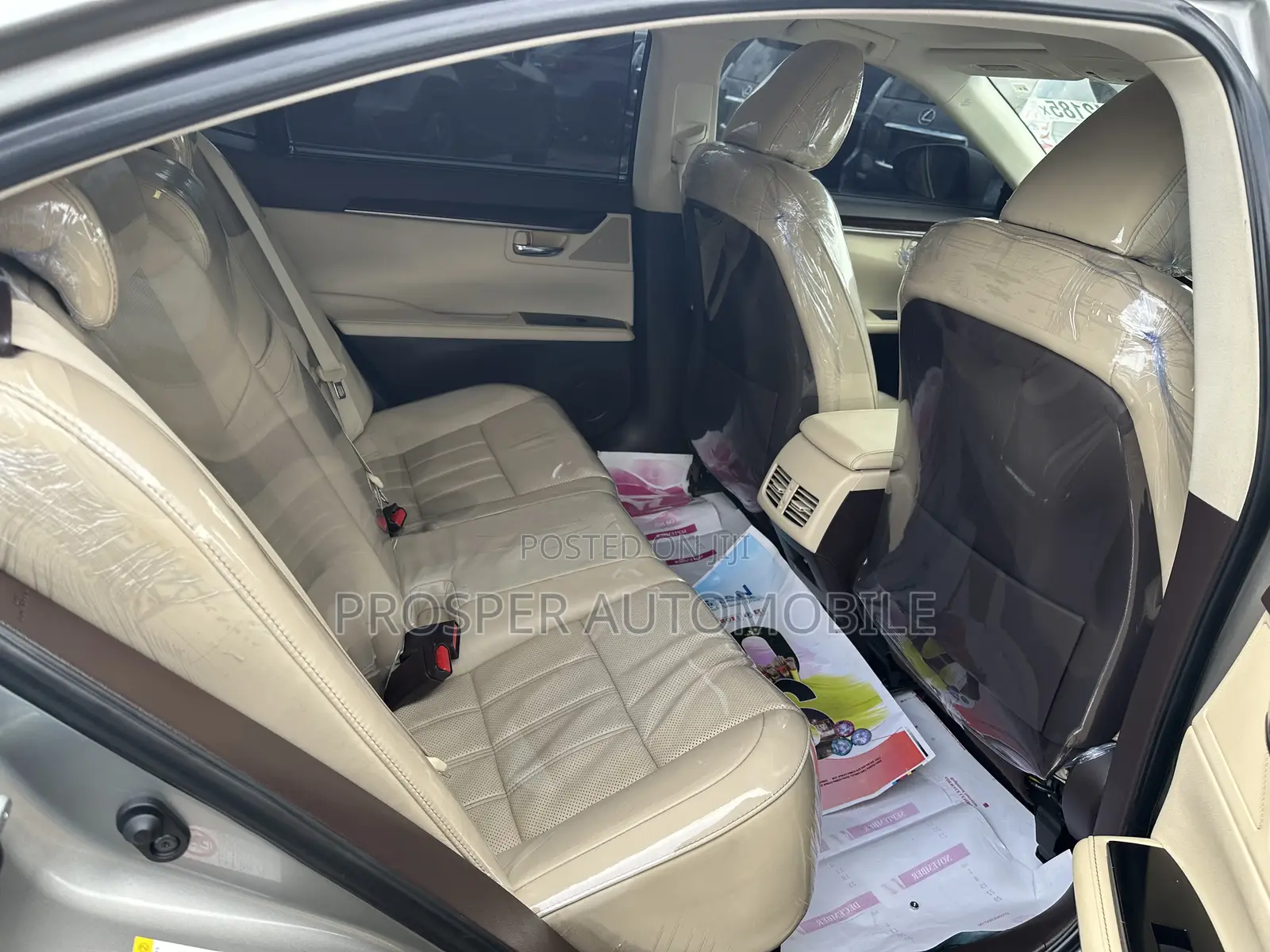 Lexus ES 350 FWD 2016 Gold