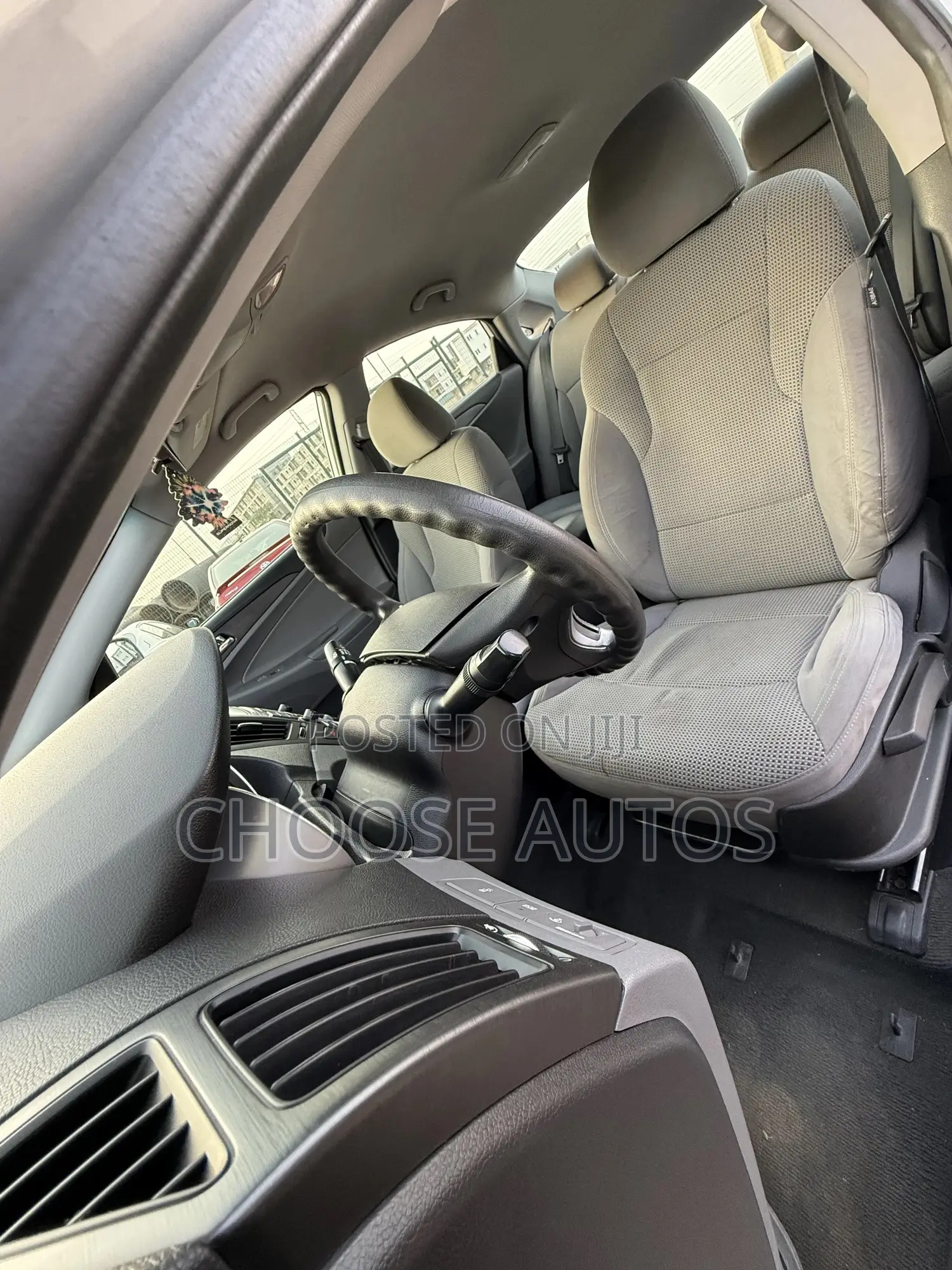 Hyundai Sonata Limited 2.0T Sedan (2.0L 4cyl 6A) 2011 Silver