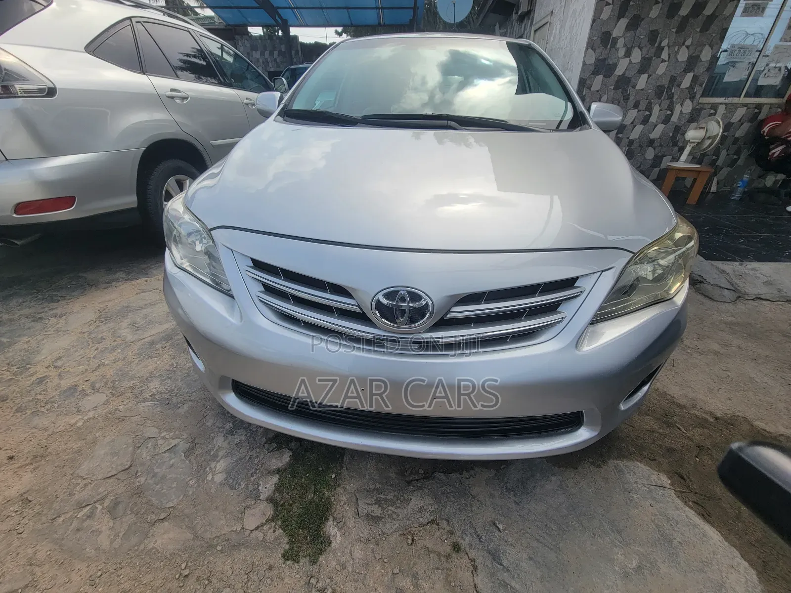 Toyota Corolla LE Special Edition 4dr Sedan (1.8L 4cyl 4A) 2013 Silver