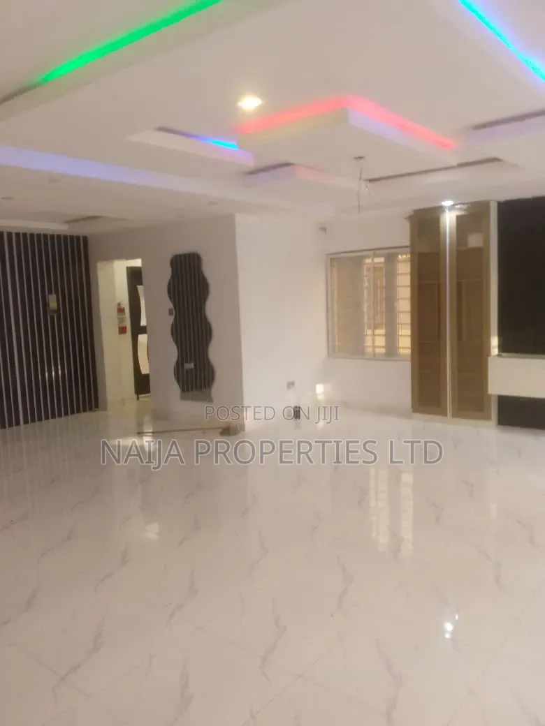 4bdrm Duplex in Oribanwa, Awoyaya for rent