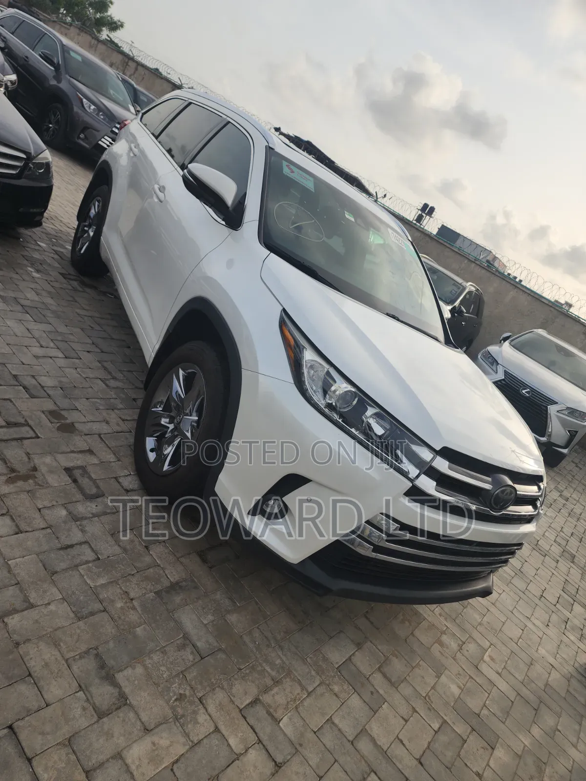 Toyota Highlander Limited Platinum 2019 White