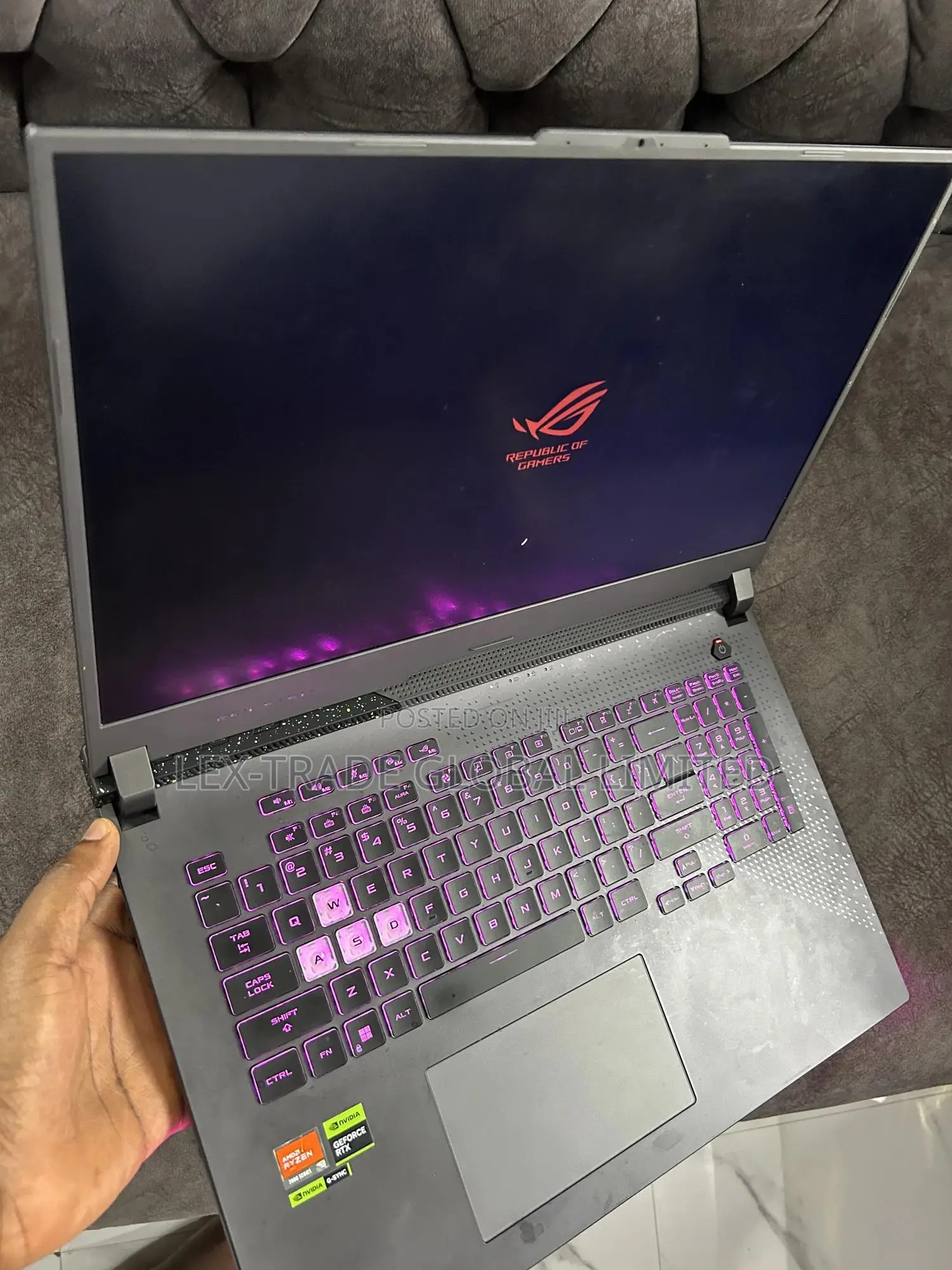 Laptop Asus ROG Strix G731G 16GB AMD Ryzen 9 SSD 1T