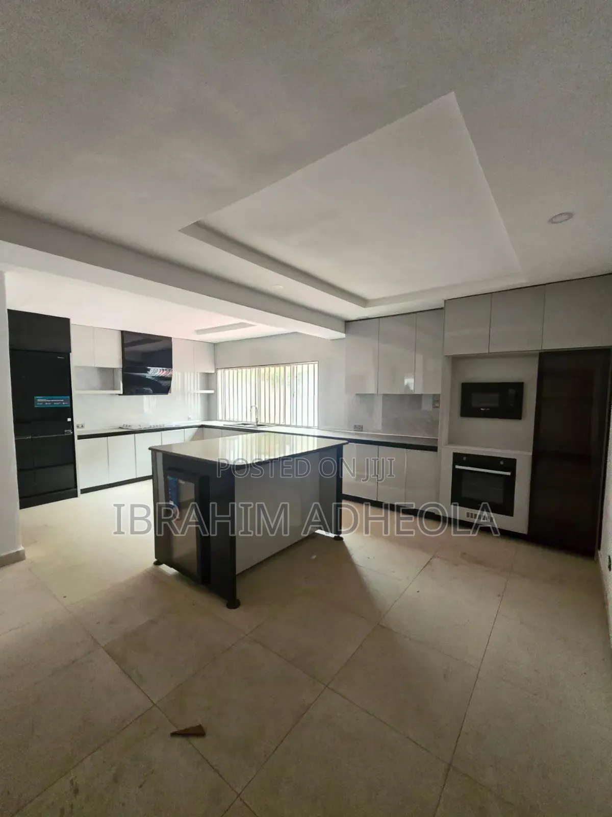 5bdrm Duplex in Maryland Estate for sale