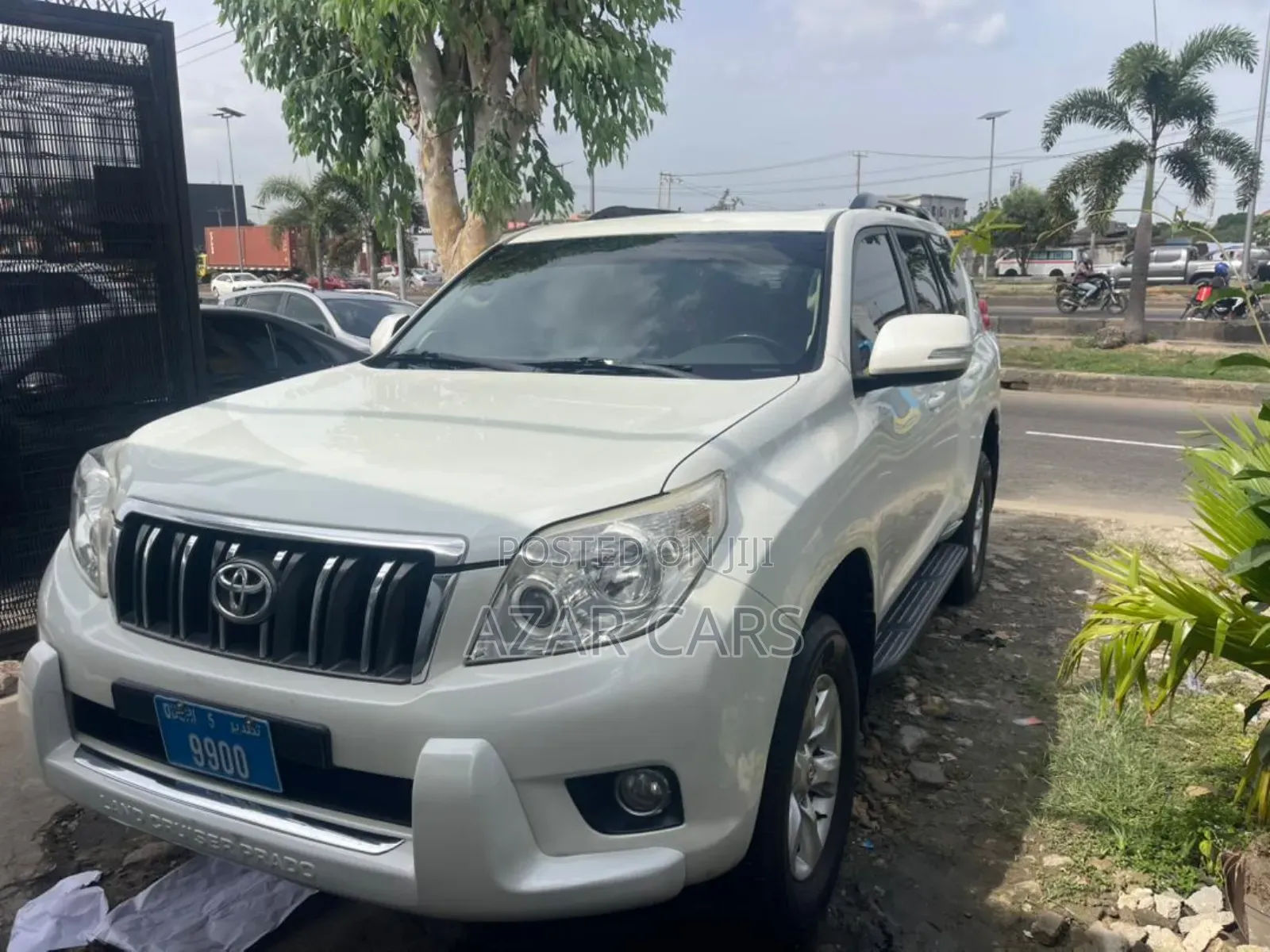 Toyota Land Cruiser Prado 4.0 Petrol TX-L 2010 White