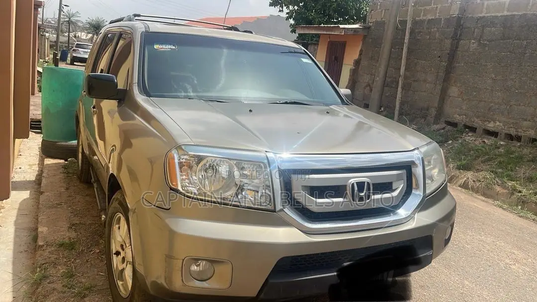 Honda Pilot LX 4dr SUV 4WD (3.5L 6cyl 5A) 2011 Brown