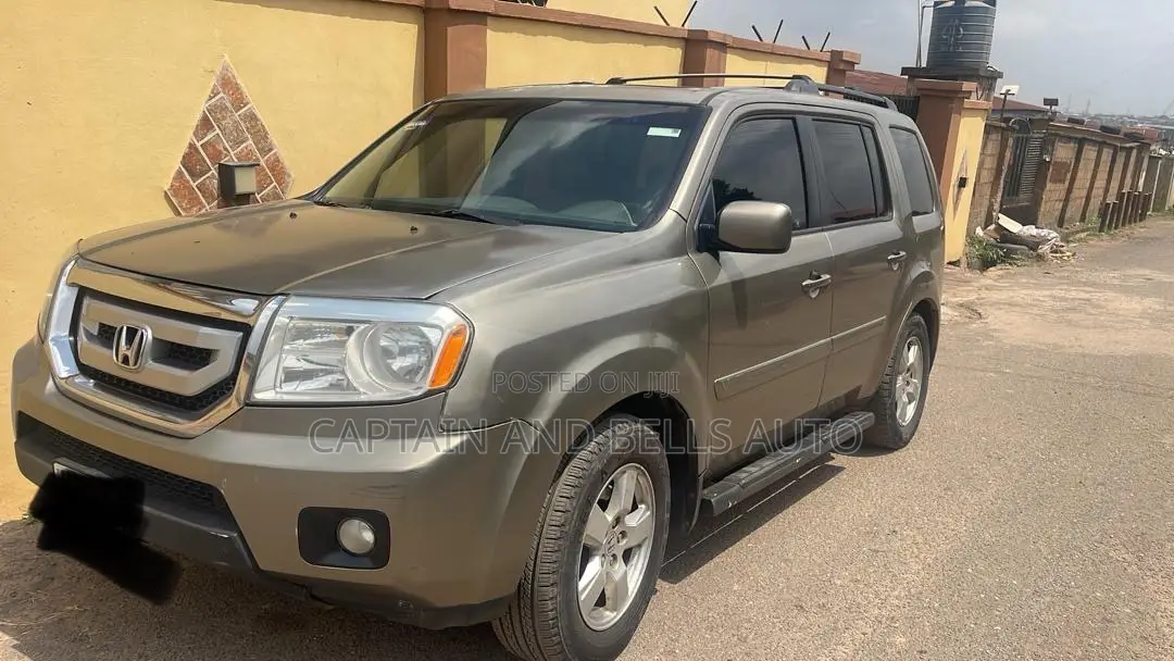 Honda Pilot LX 4dr SUV 4WD (3.5L 6cyl 5A) 2011 Brown