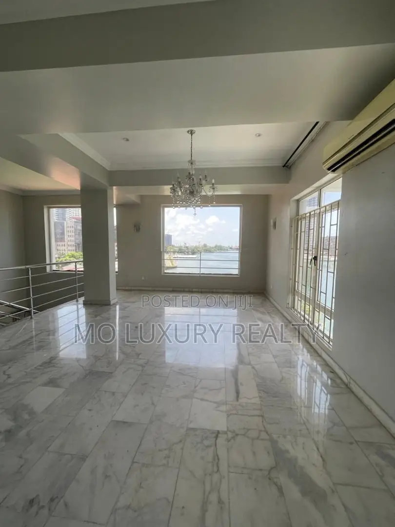 2bdrm Apartment in Ikoyi for rent