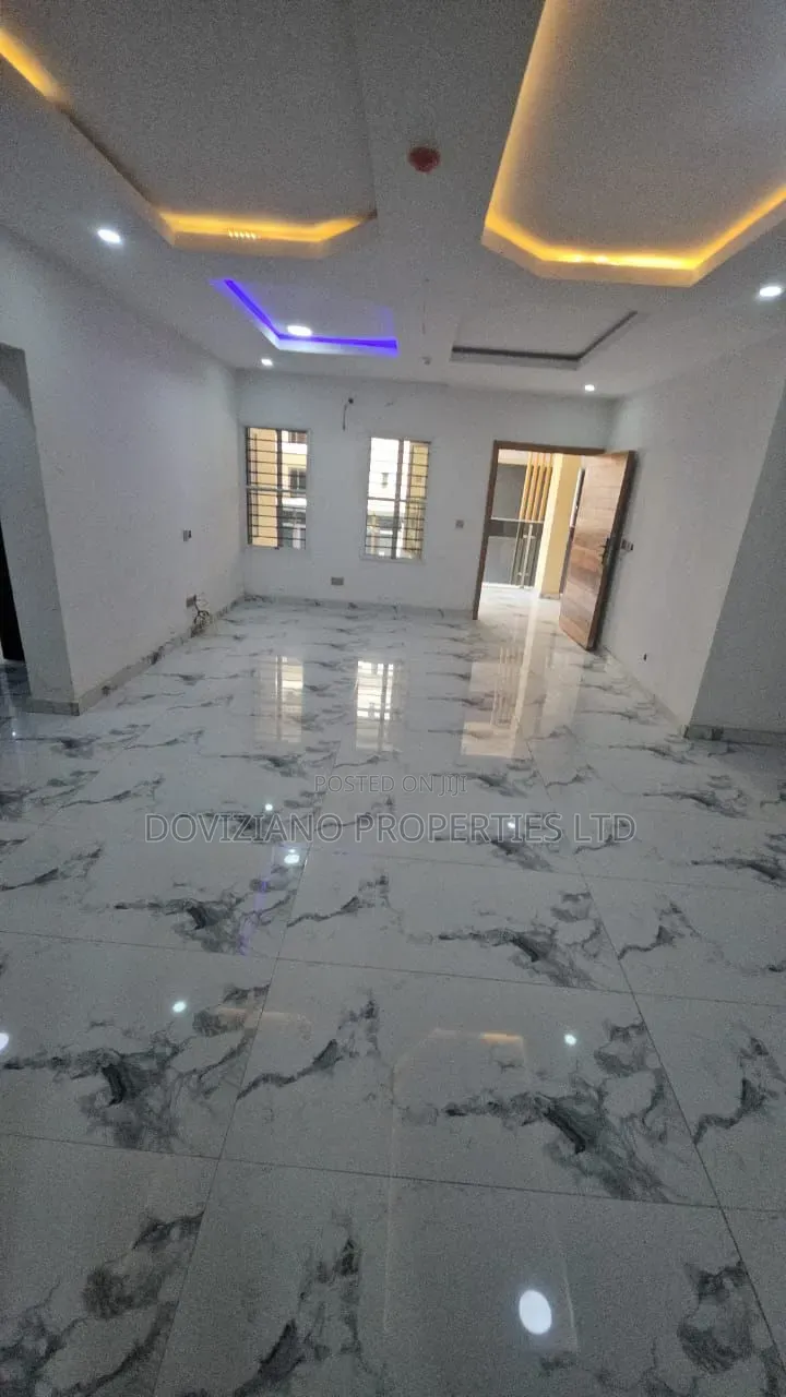 2bdrm Apartment in Ologolo for sale